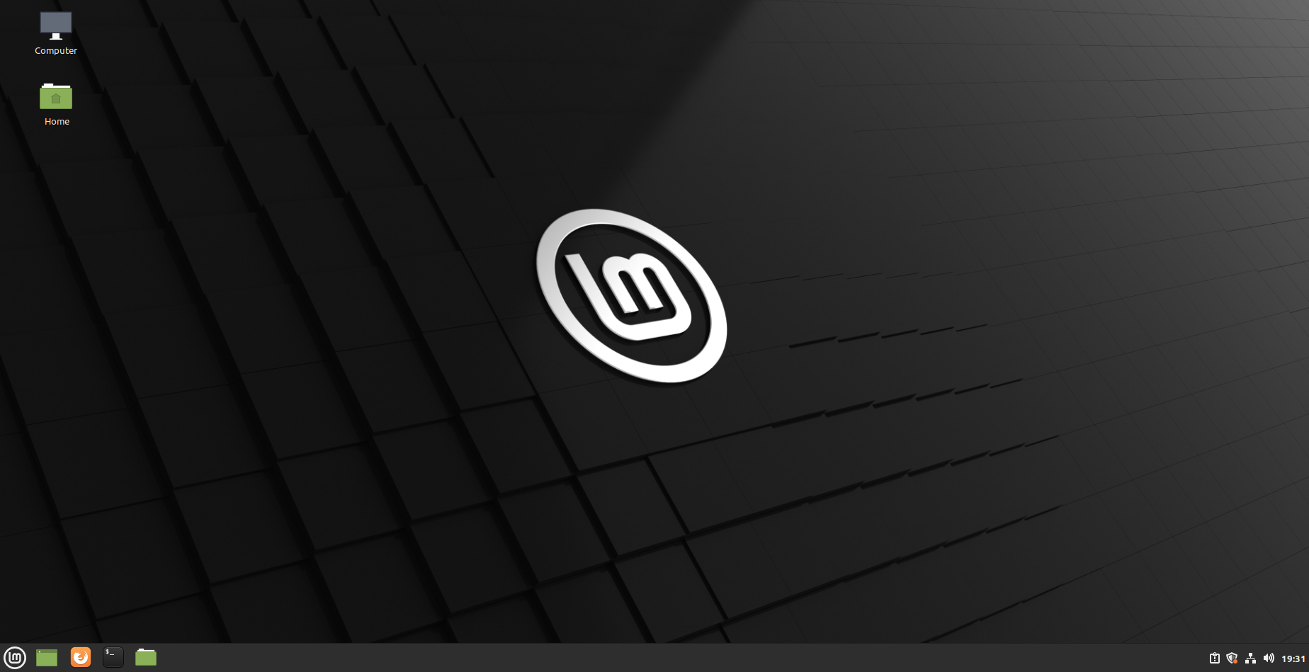 Linux Mint 20 with Cinnamon desktop